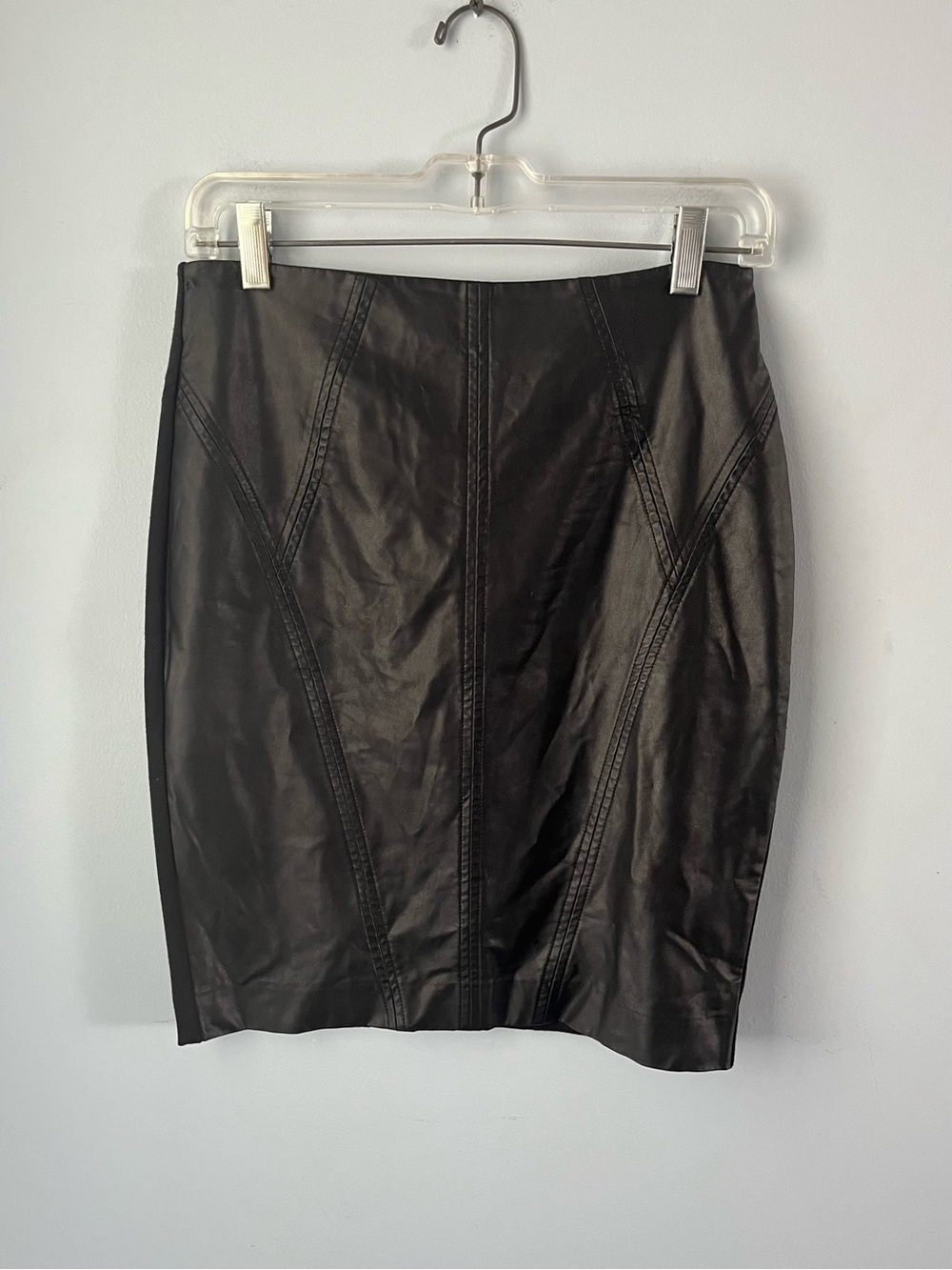 Banana Republic Black Faux Leather Front Mixed Media Mini Pencil Skirt Size 2